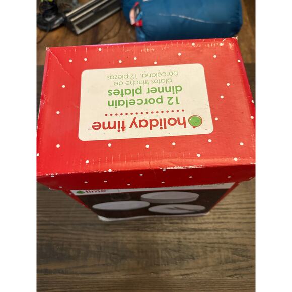 Holiday Time 12-Piece White Porcelain Dinner Plates – 9.5” -new in box - Picture 2 of 8